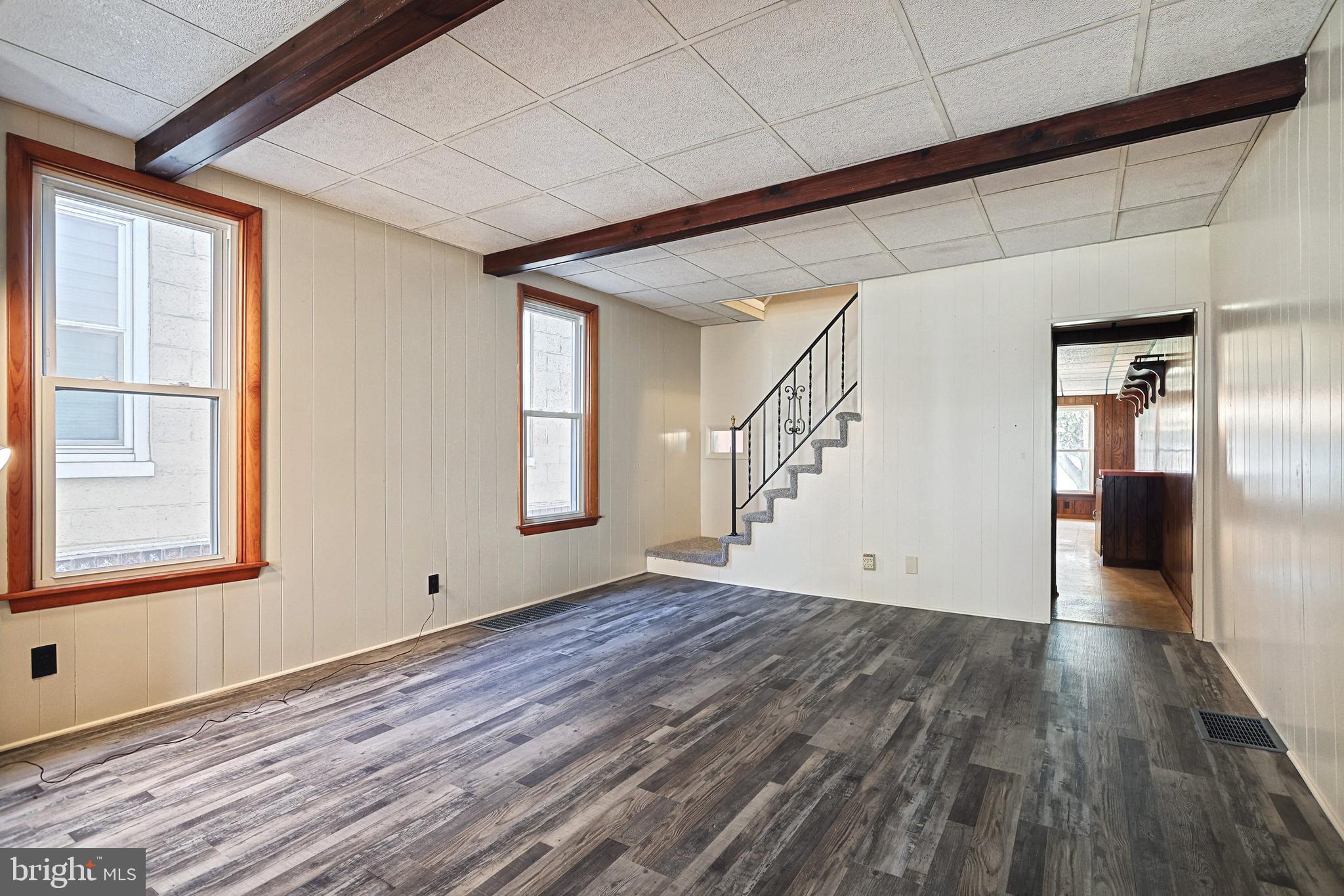 653 East Middle Street Hanover, PA 17331 - Photo 8 of 30 Gallery Image 8