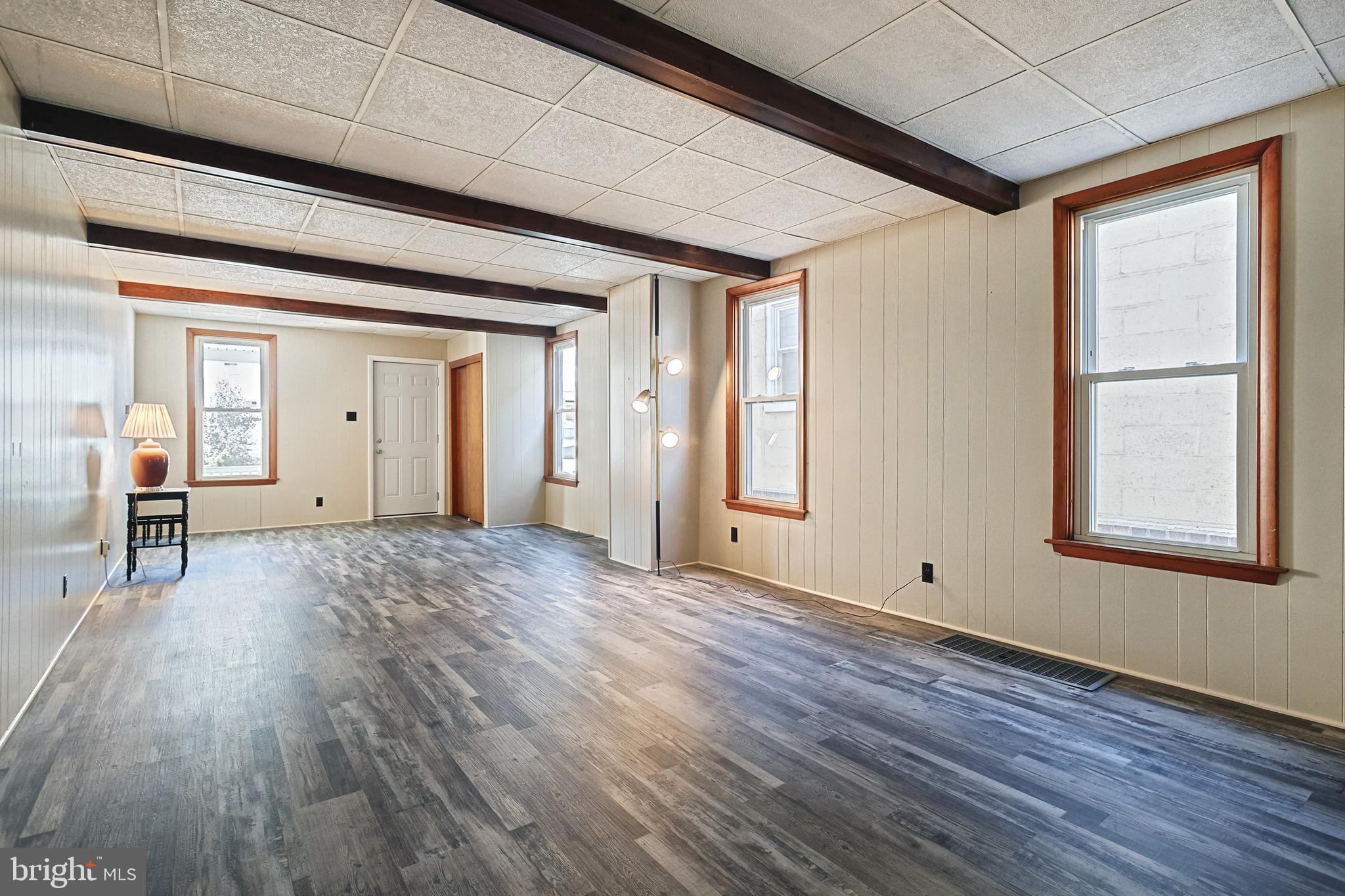 653 East Middle Street Hanover, PA 17331 - Photo 9 of 30 Gallery Image 9