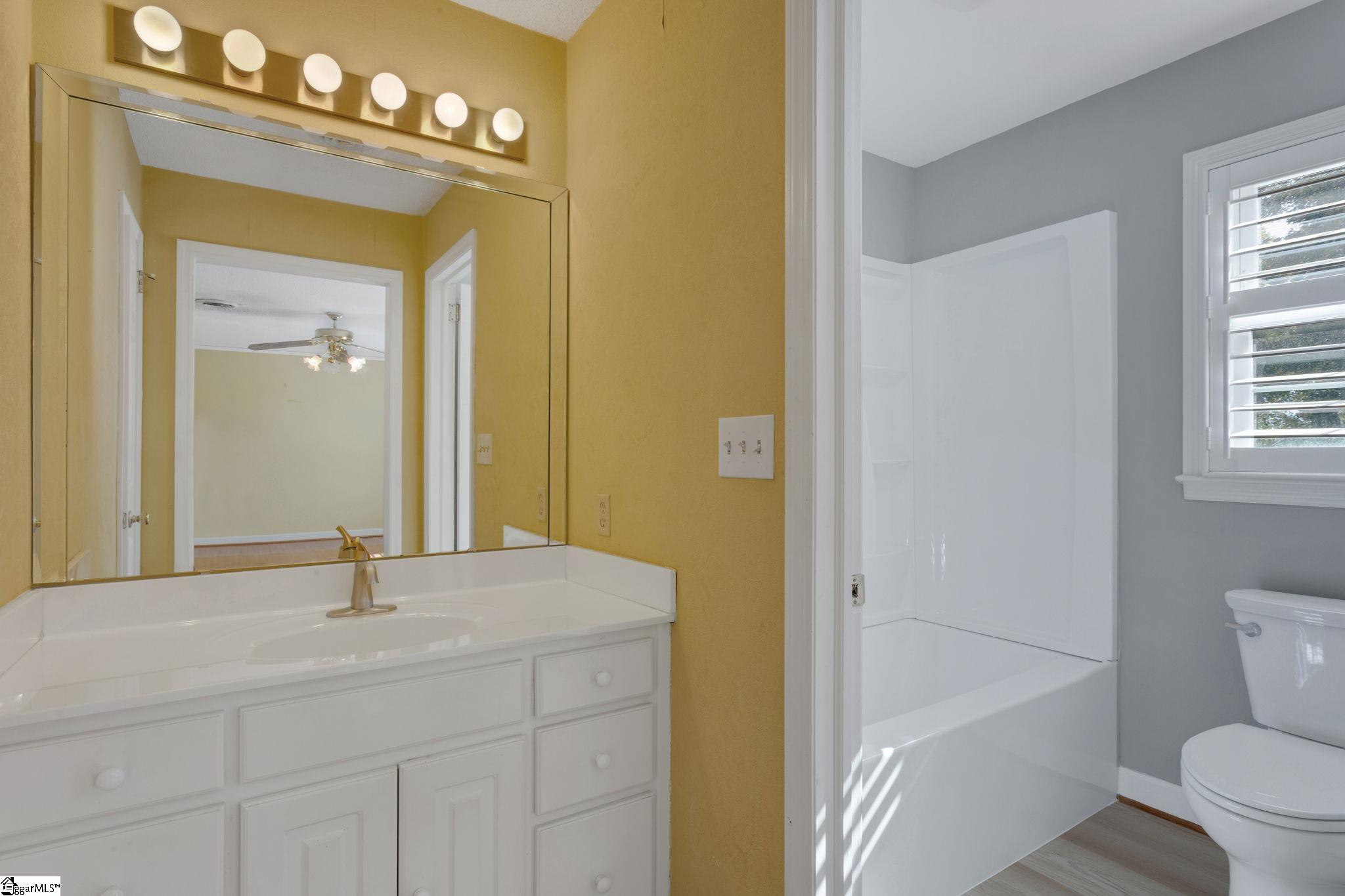 887 Ansel School Road Greer, SC 29651 - Photo 22 of 49