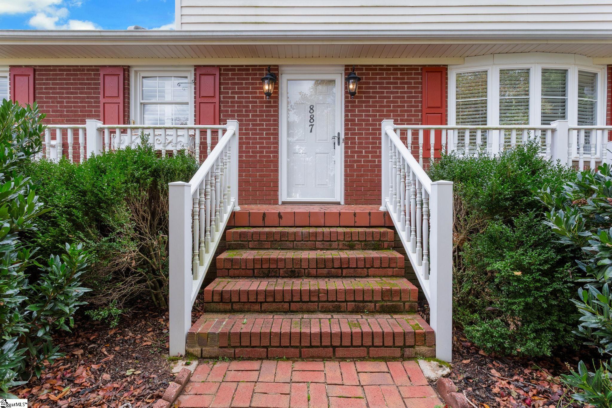 887 Ansel School Road Greer, SC 29651 - Photo 5 of 49