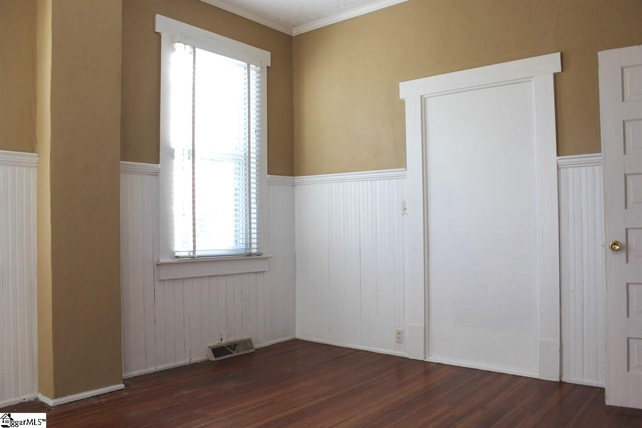 302 Calvert Avenue Clinton, SC 29325 - Photo 16 of 22