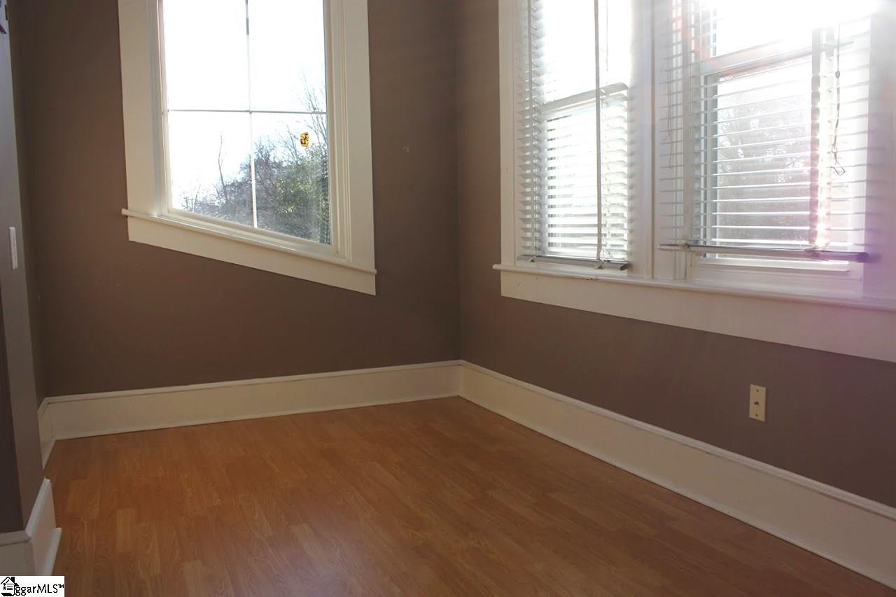 302 Calvert Avenue Clinton, SC 29325 - Photo 18 of 22