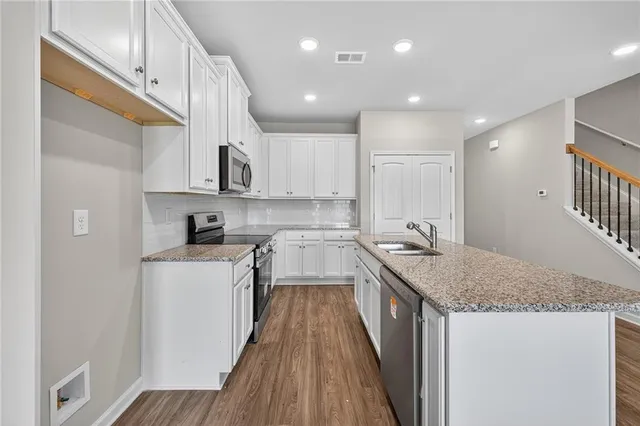 $2,550 | 2825 Lillian Lane, Douglasville, GA 30135