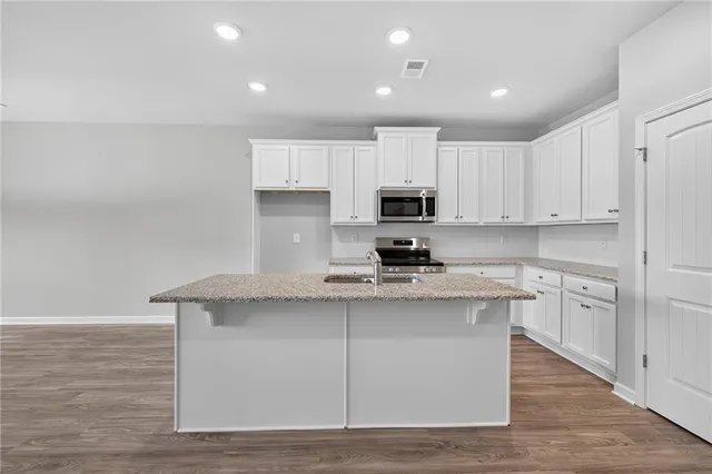 $2,550 | 2825 Lillian Lane, Douglasville, GA 30135