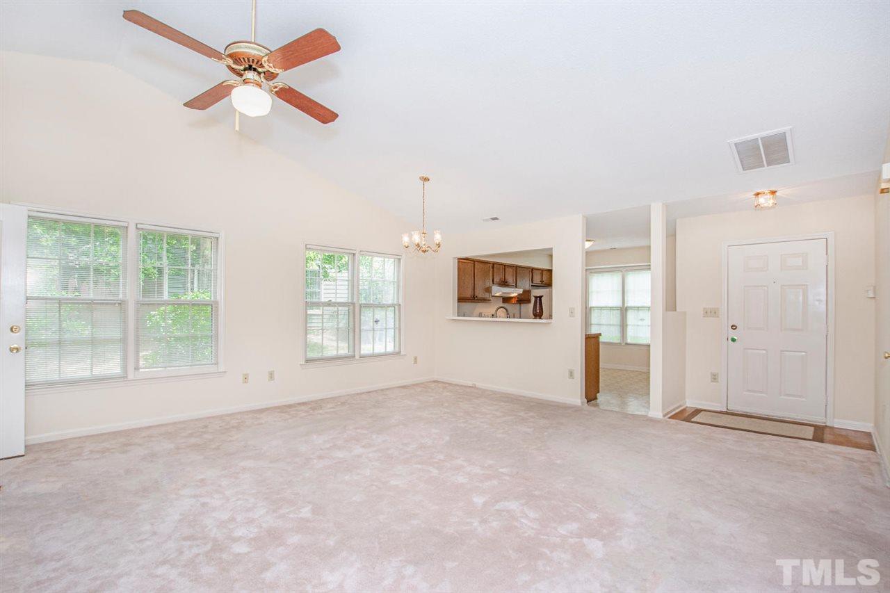 105 Shady Spring Place Durham, NC 27713 - Photo 4 of 27 Gallery Image 4