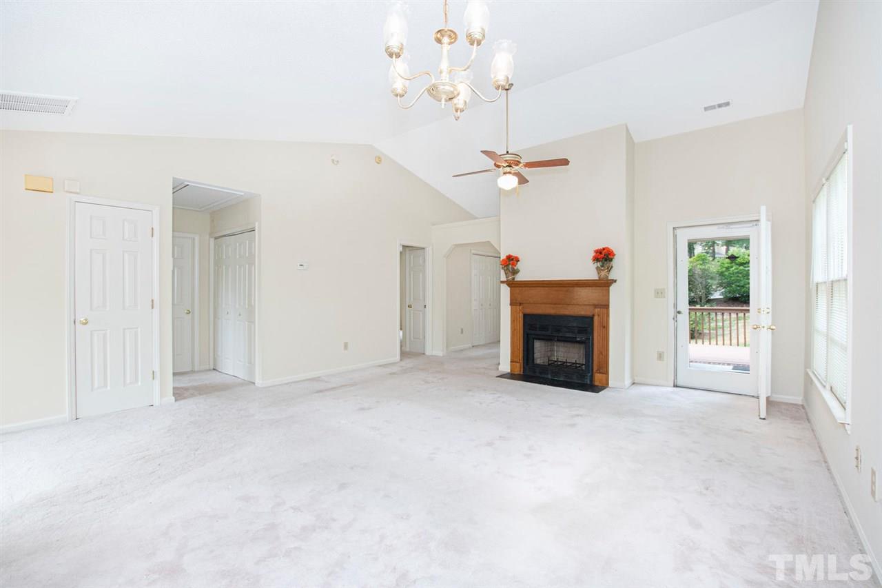 105 Shady Spring Place Durham, NC 27713 - Photo 8 of 27 Gallery Image 8