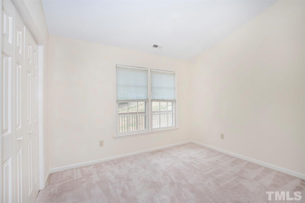 105 Shady Spring Place Durham, NC 27713 - Photo 9 of 27 Gallery Image 9