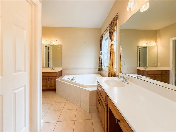 $485,000 | 4705 Stonebridge Drive, Champaign, IL 61822