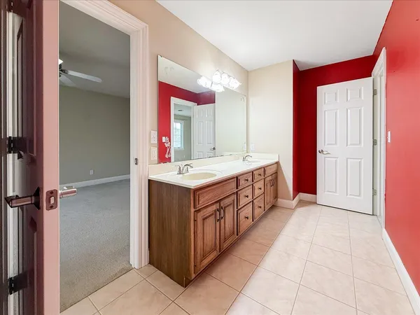 $485,000 | 4705 Stonebridge Drive, Champaign, IL 61822