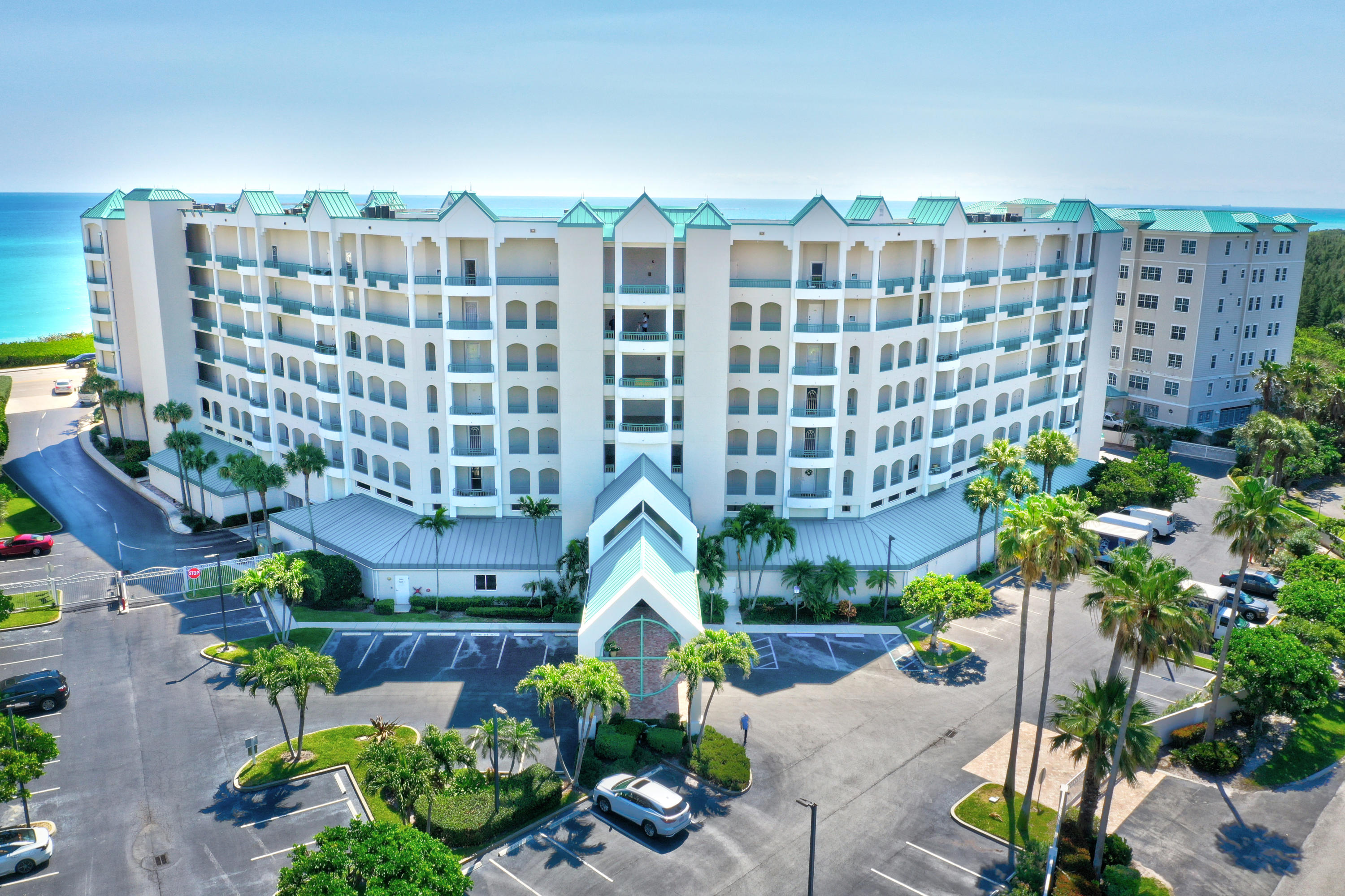 2000 Florida A1A, Unit N203 Jupiter, FL 33477 - Photo 2 of 21 40_dji_0950_1_2_3_4