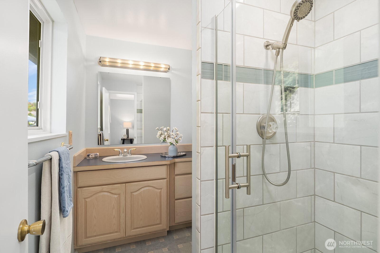 16625 126th Place Southeast Renton, WA 98058 - Photo 15 of 31 Gallery Image 15