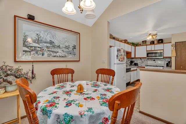 $326,210 | 2750 Shelly Lane, Aurora, IL 60504