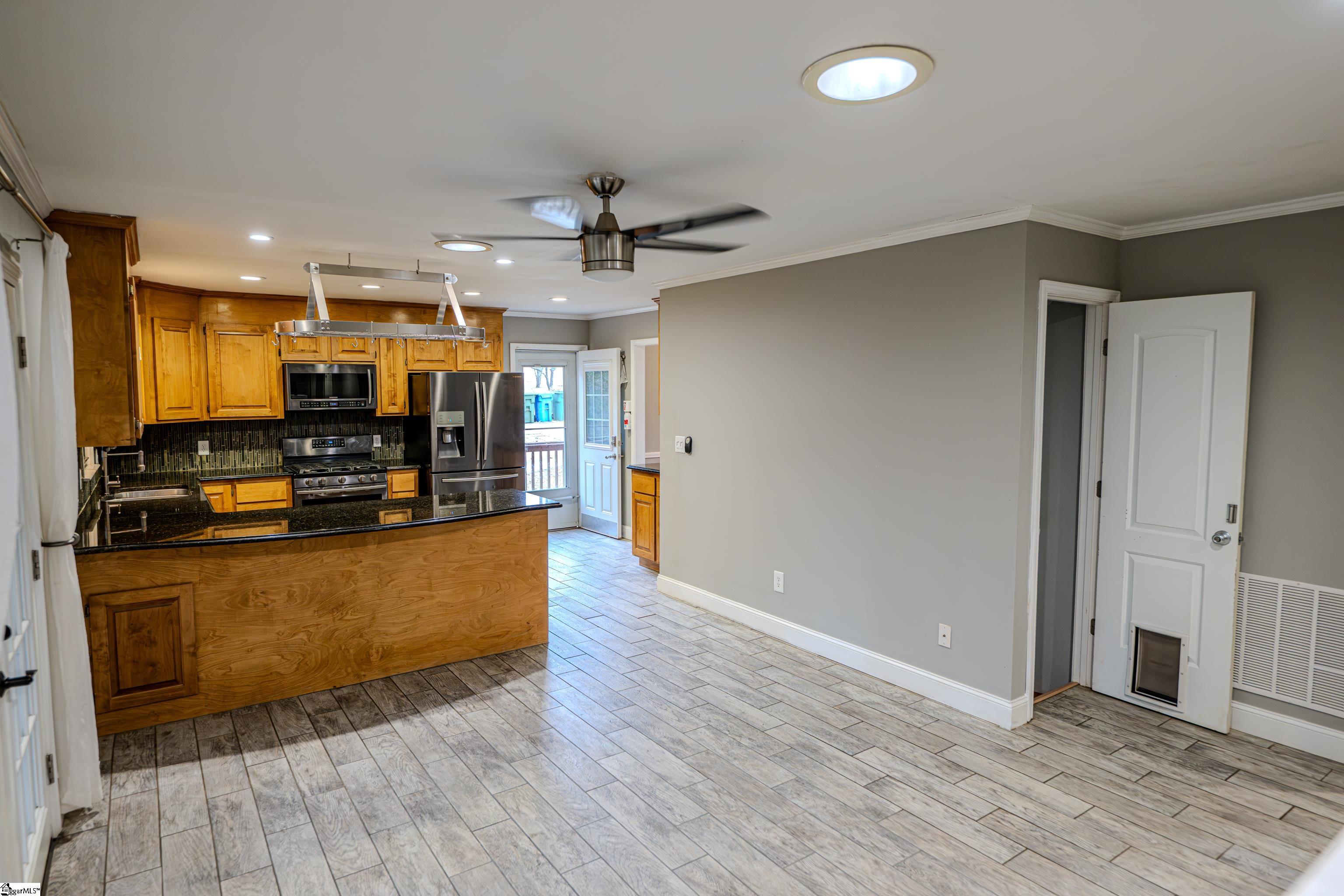 702 Central Avenue Mauldin, SC 29662 - Photo 13 of 50