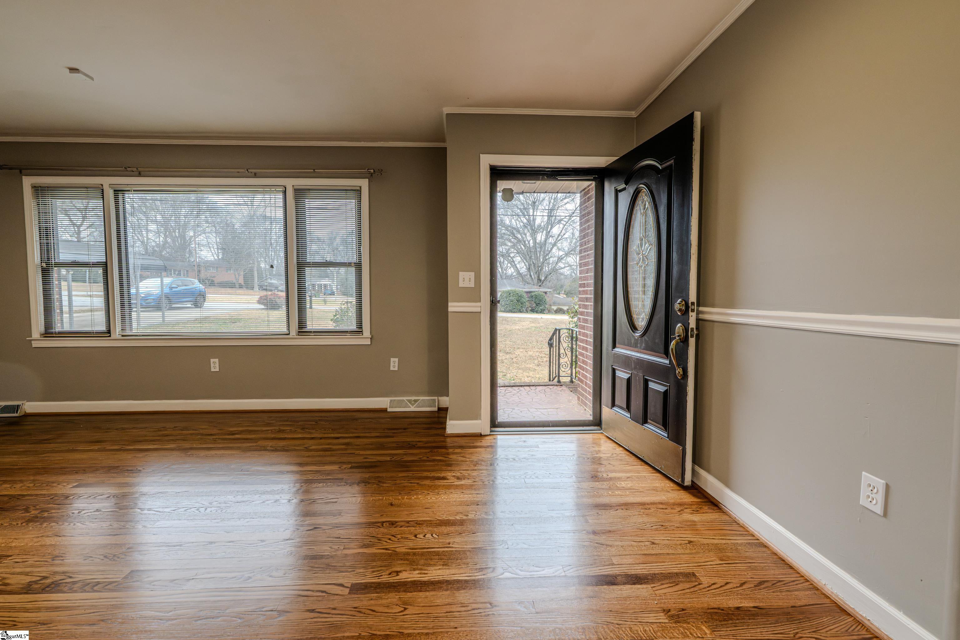 702 Central Avenue Mauldin, SC 29662 - Photo 10 of 50