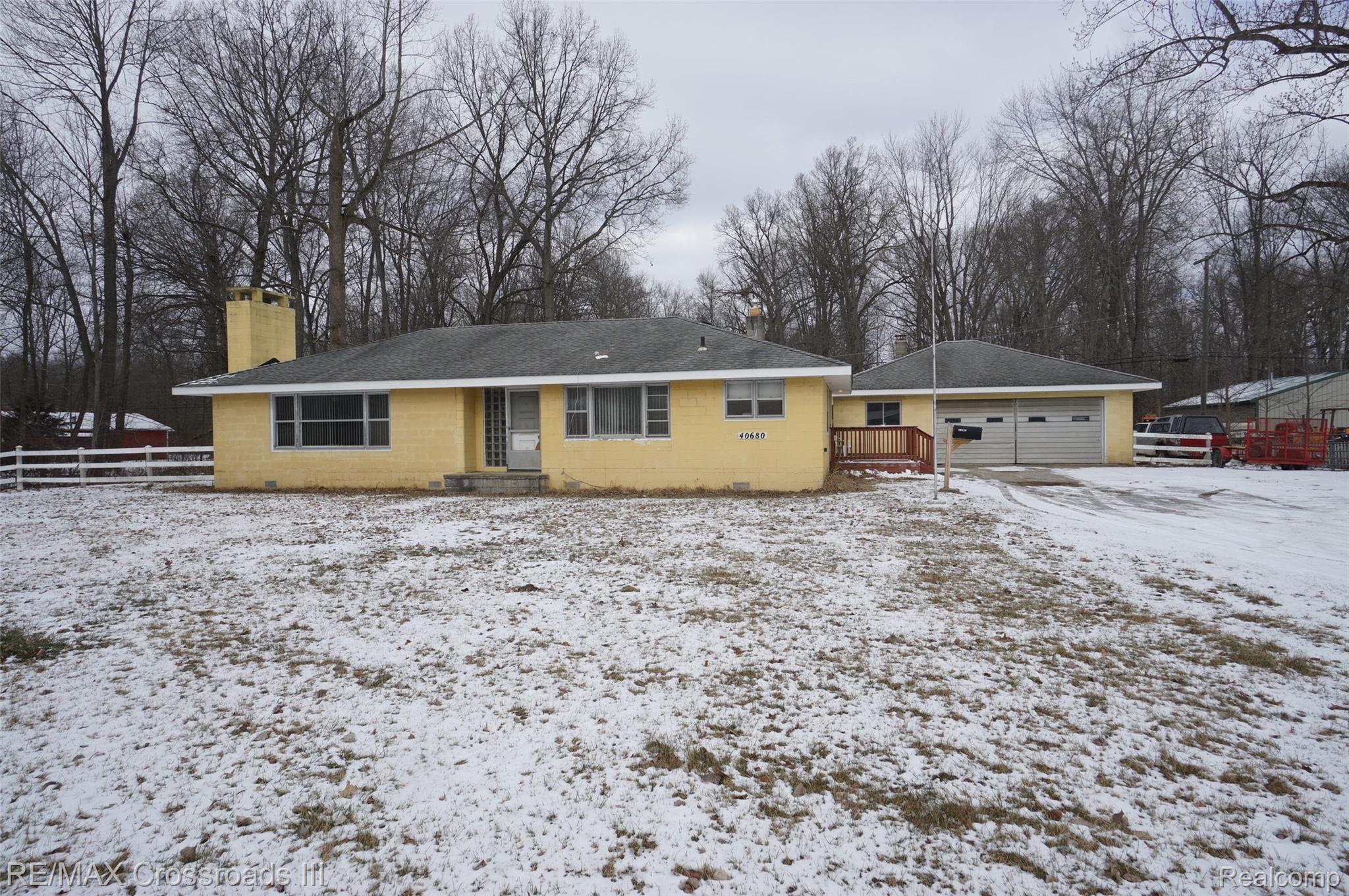 40680 Harris Road Belleville, MI 48111 - Photo 18 of 20 DSC08146.JPG