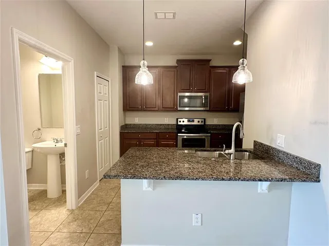 $2,400 | 17522 Promenade Drive, Clermont, FL 34711