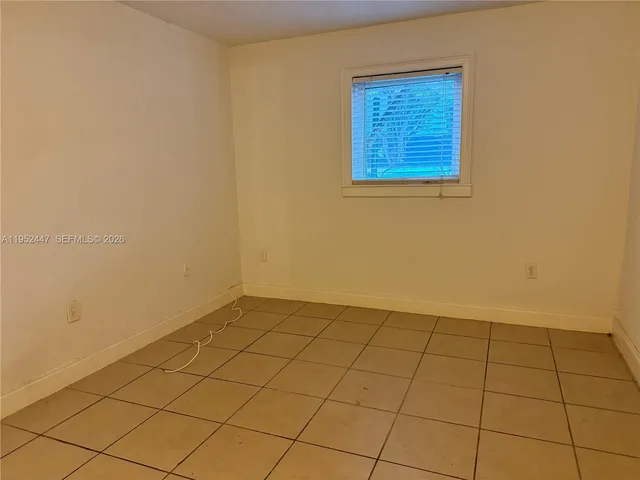 $2,125 | 8605 Southwest 68th Court, Unit 4, Pinecrest, FL 33156