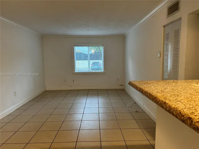$2,125 | 8605 Southwest 68th Court, Unit 4, Pinecrest, FL 33156