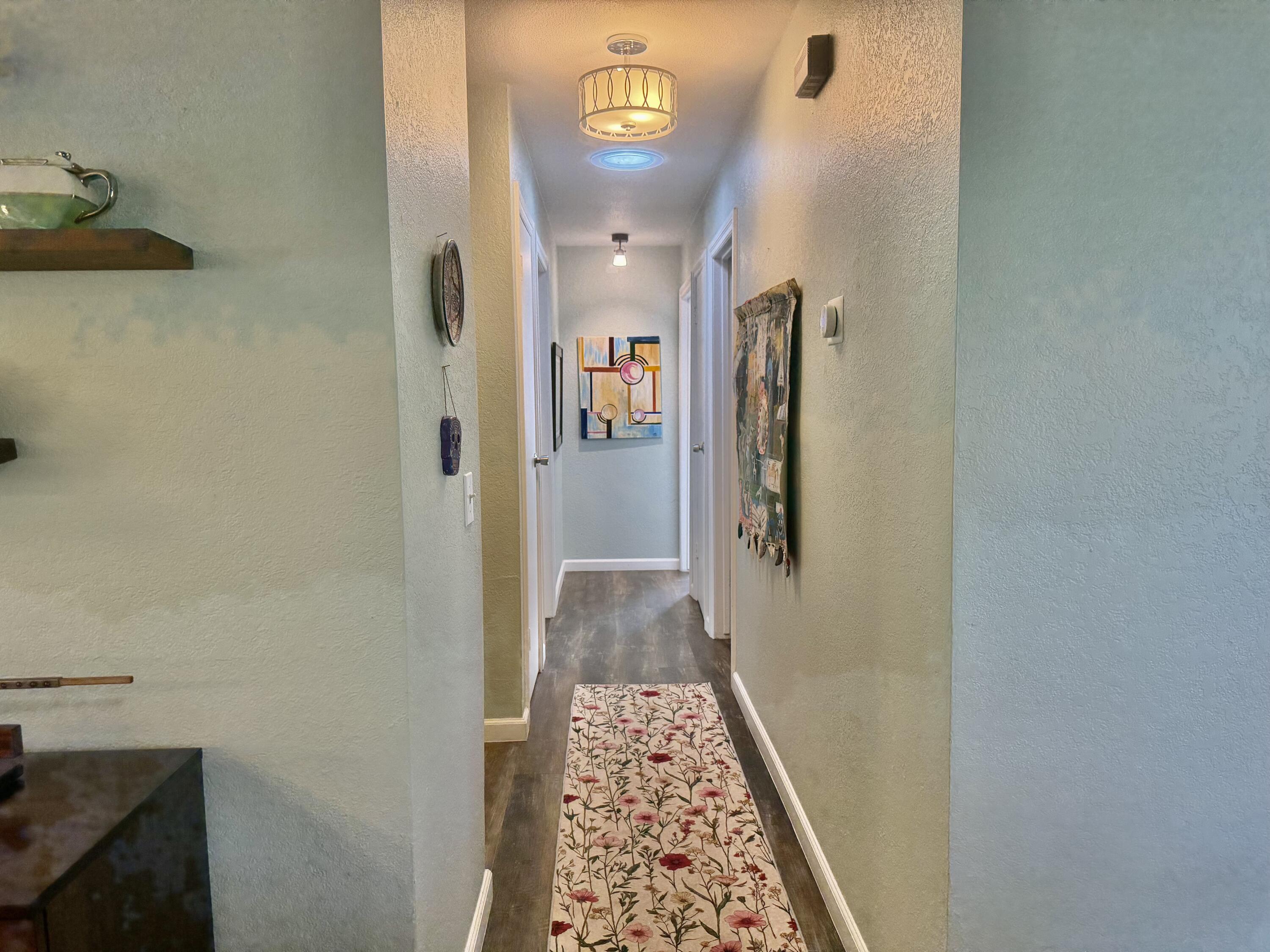 68110 Risueno Road Cathedral City, CA 92234 - Photo 13 of 29 hallway