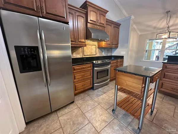 $4,400 | 1611 Luzon Lane, Gulf Breeze, FL 32563