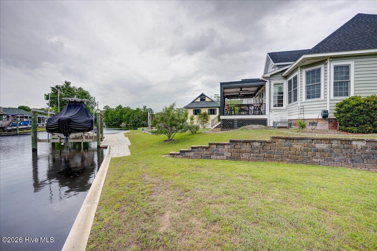 113 Bowline Road New Bern, NC 28562 - Photo 9 of 68 08-113_Bowline-8