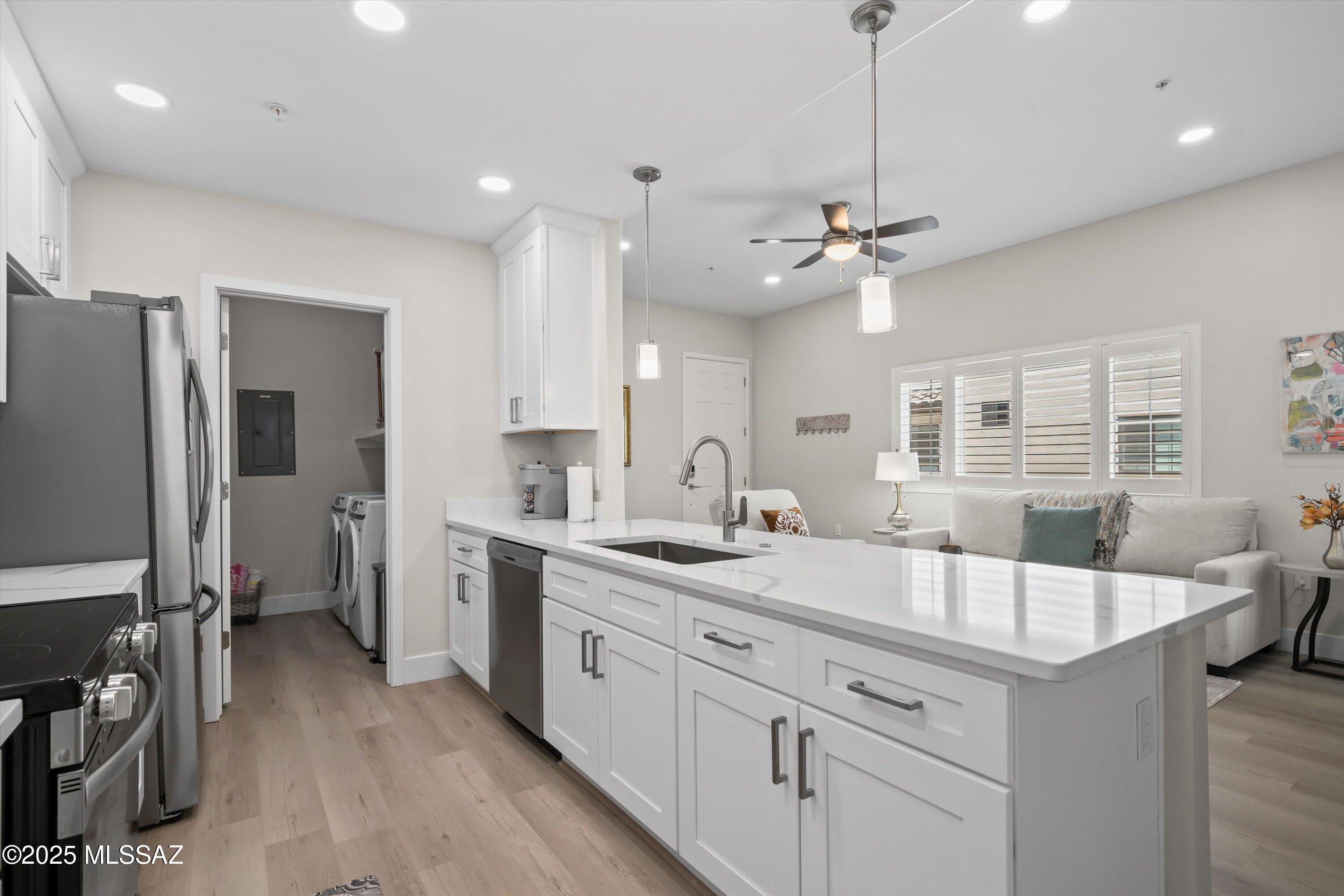 2032 East River Road, Unit 203 Tucson, AZ 85718 - Photo 1 of 28 Gallery Image 1