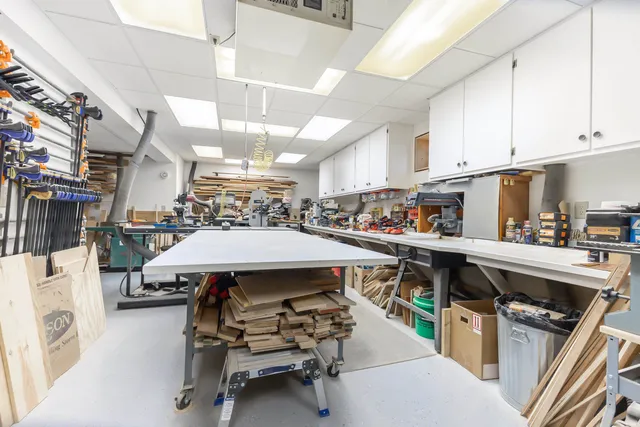 $439,000 | 957 Whispering Lane, Hazel Green, WI 53811