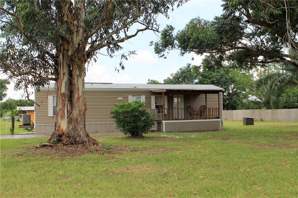 6849 Porter Road Lake Wales, FL 33898 - Photo 1 of 1 Front of home facing east.