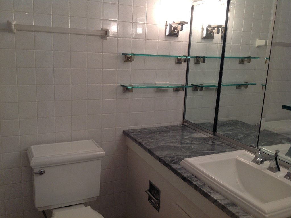 50 Allerton Place, Unit B Marblehead, MA 01945 - Photo 12 of 15