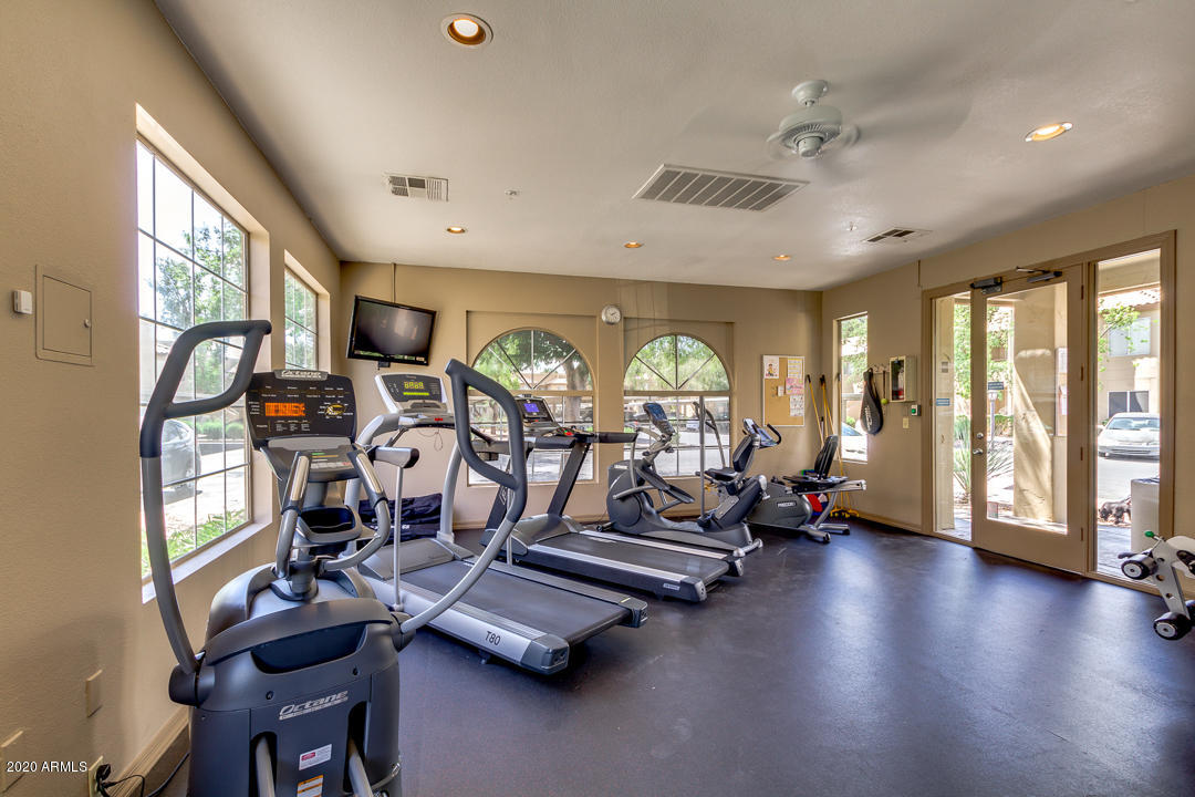 1825 West Ray Road, Unit 2023 Chandler, AZ 85224 - Photo 34 of 36 34