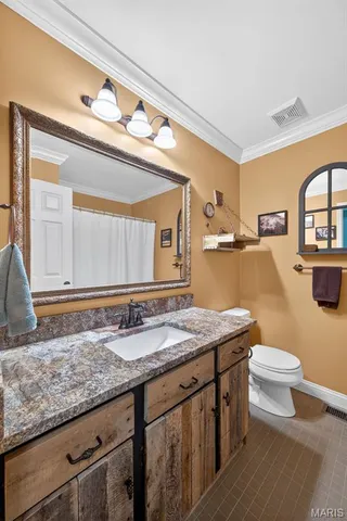 $300,000 | 2489 Oak Forest Drive, Troy, MO 63379