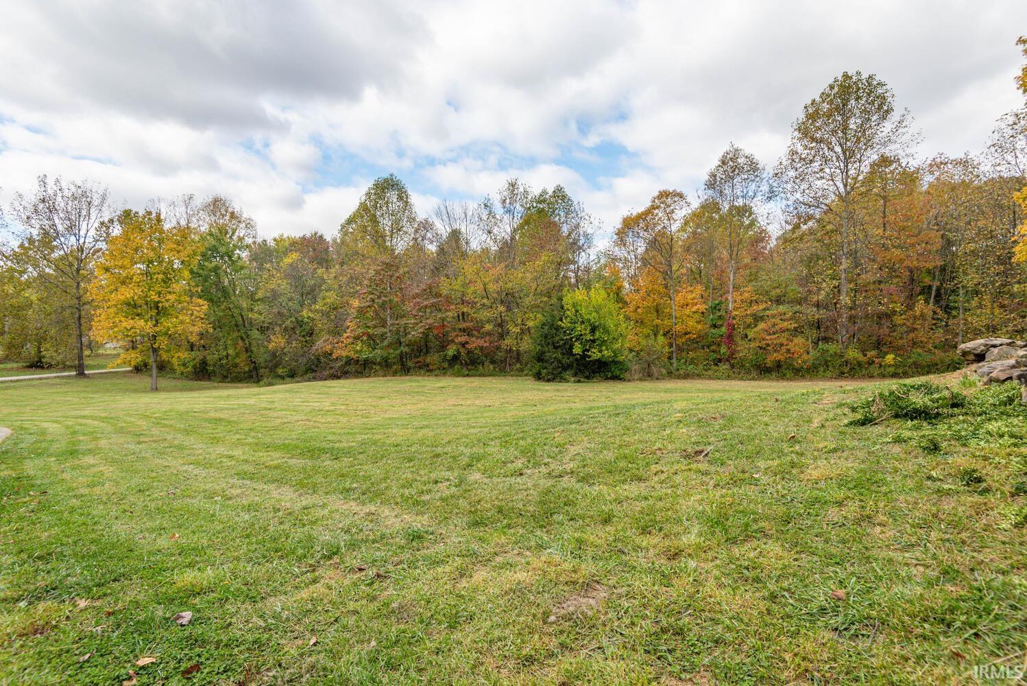 313 East Abrams Road Bloomfield, IN 47424 - Photo 5 of 36