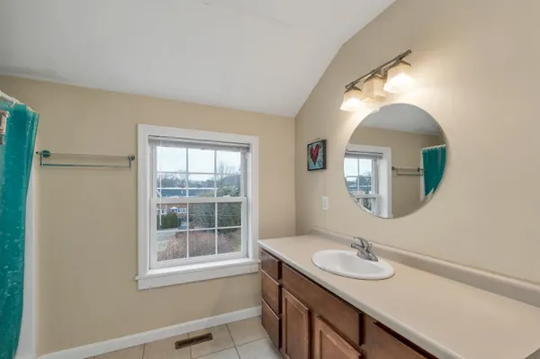 $625,000 | 9 Falkland Place, Unit A3, Portsmouth, NH 03801