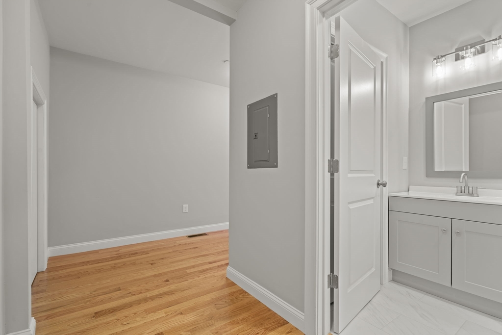 492 Cabot Street, Unit 1A Beverly, MA 01915 - Photo 11 of 40