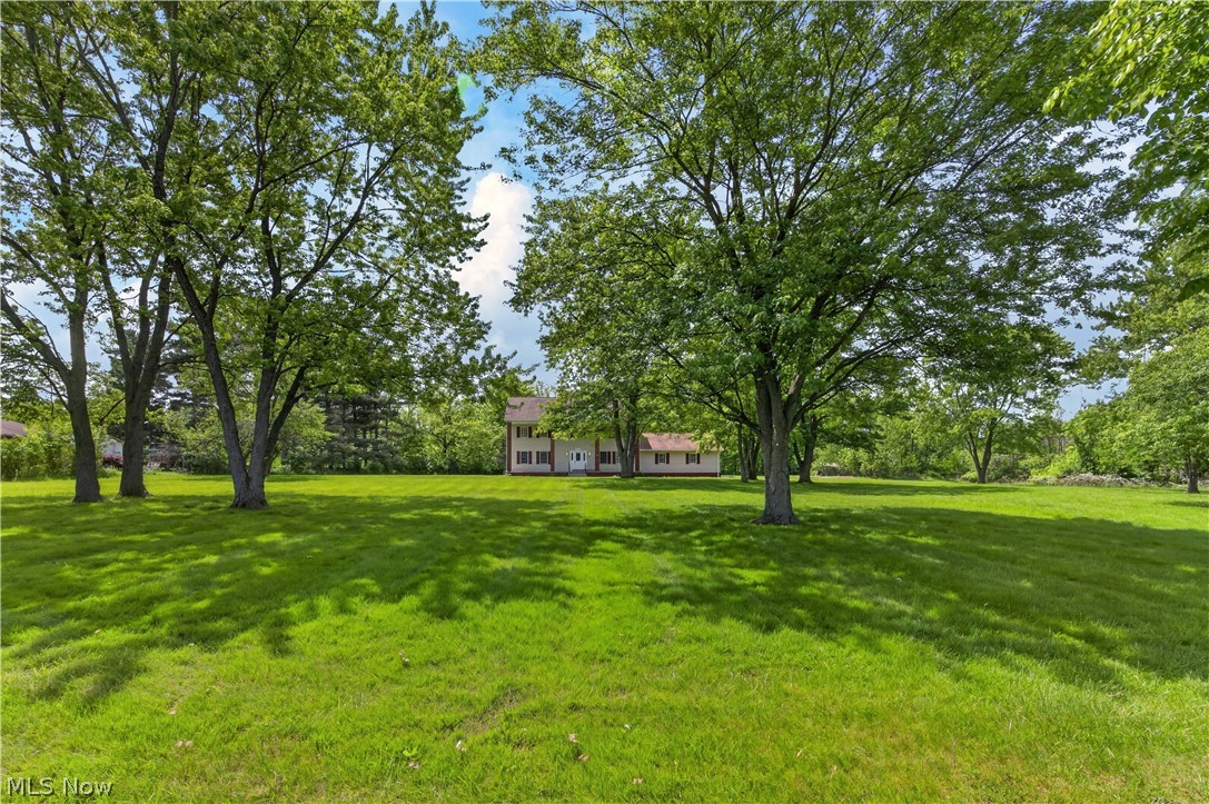 16519 Albion Road Strongsville, OH 44136 - Photo 2 of 50