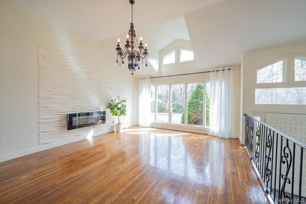 $1,099,000 | 87 Soundview Drive, Port Jefferson, NY 11777