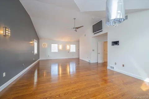 $1,099,000 | 87 Soundview Drive, Port Jefferson, NY 11777