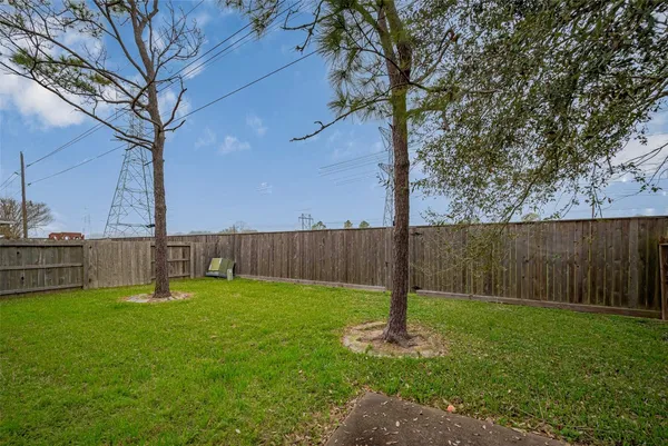 $2,200 | 4510 Sherwood Green Court, Missouri City, TX 77459