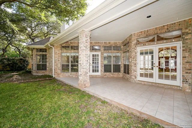 a view of house with a outdoor space
