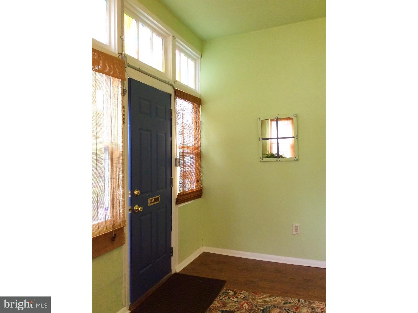 7613 Verree Road Philadelphia, PA 19111 - Photo 3 of 25 Enclosed Porch
