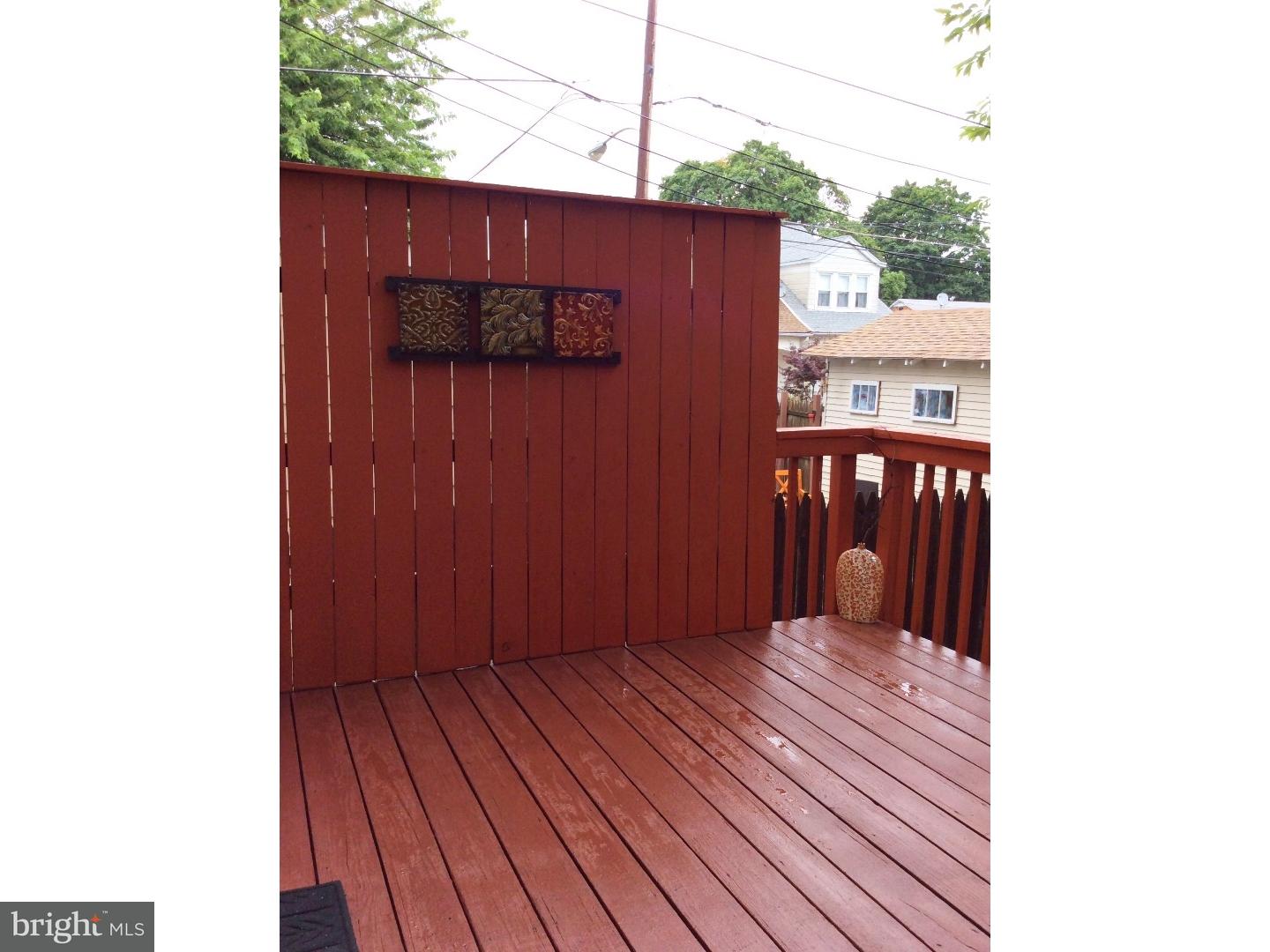 7613 Verree Road Philadelphia, PA 19111 - Photo 23 of 25 Deck