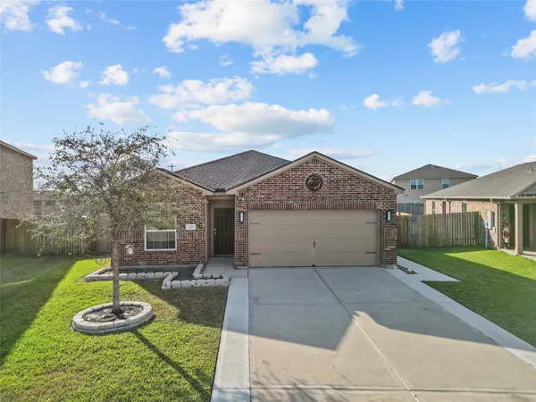 $245,000 | 2215 Manta Way, Texas City, TX 77568