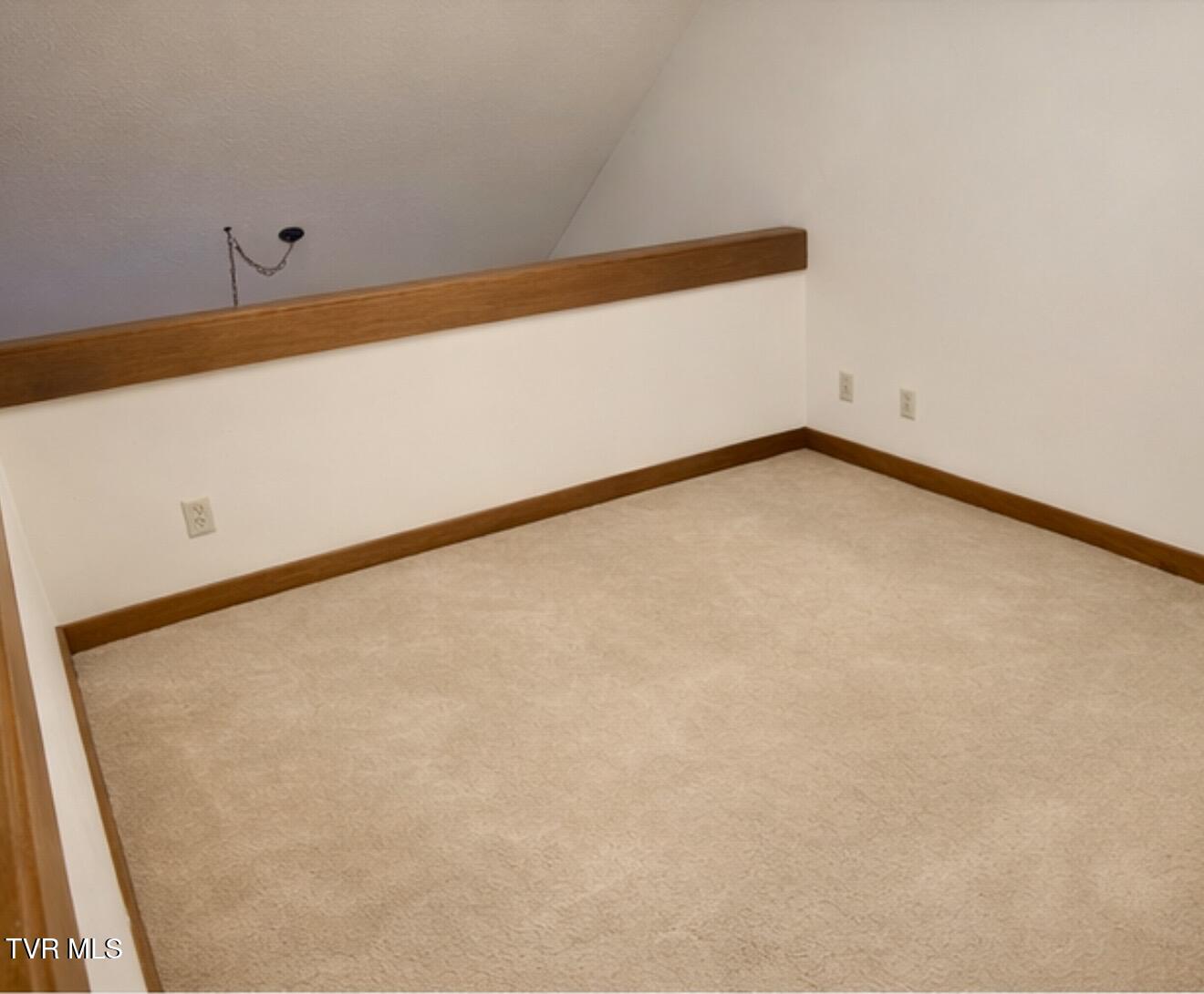 153 Columbine Road Kingsport, TN 37660 - Photo 12 of 24 mon2