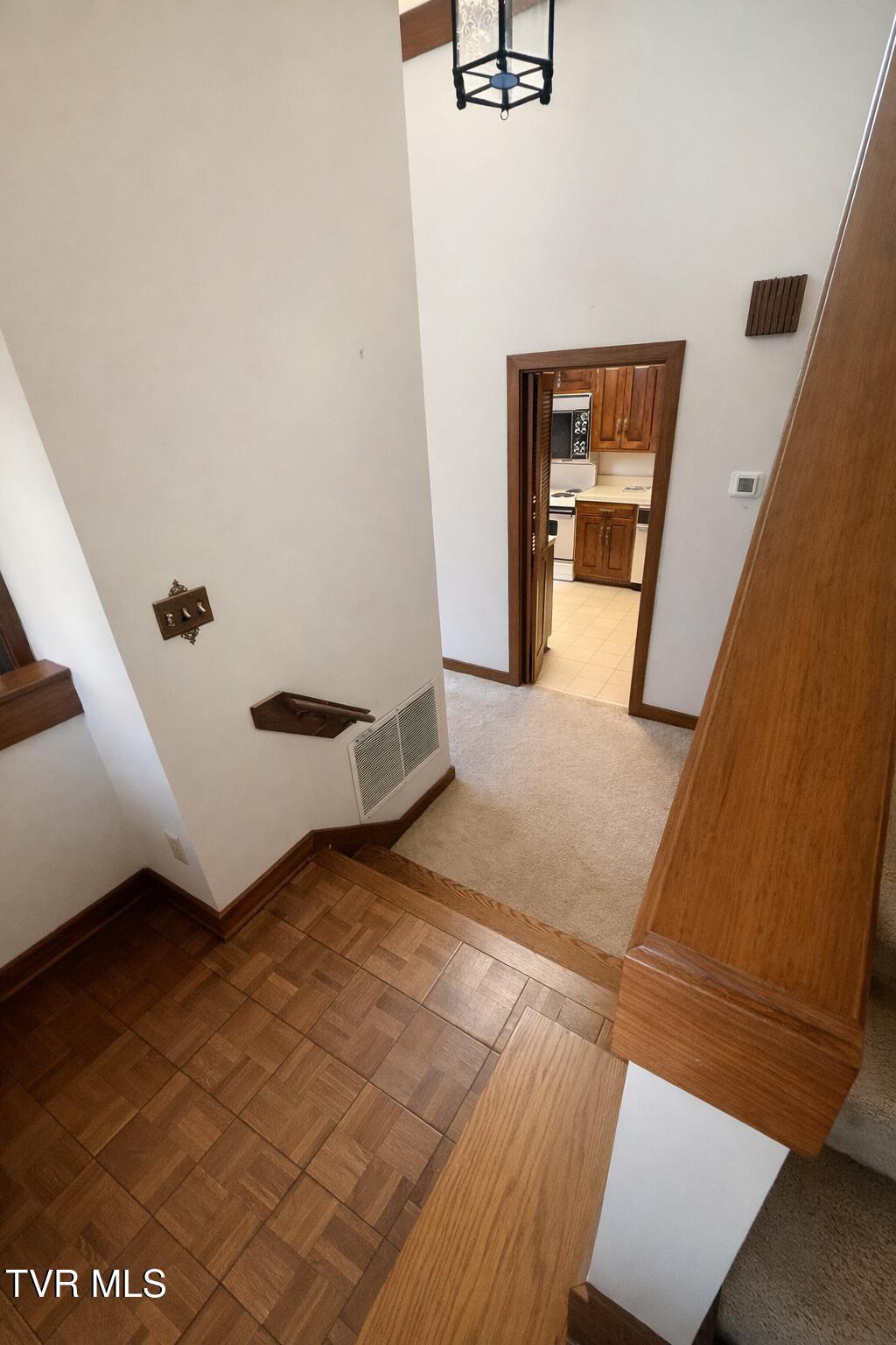 153 Columbine Road Kingsport, TN 37660 - Photo 13 of 24 c0766c26-58af-404d-8772-161737a3e2a0