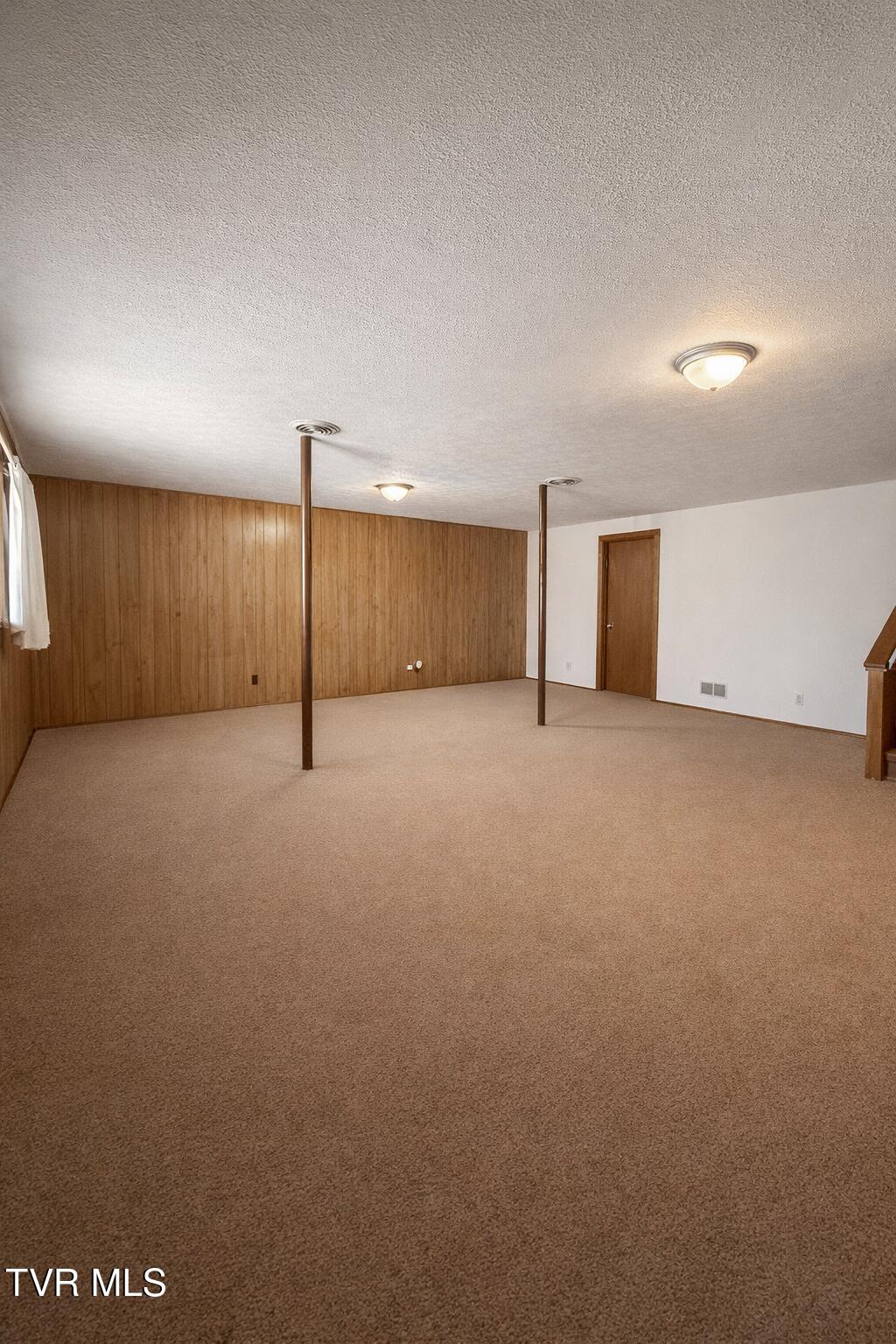 153 Columbine Road Kingsport, TN 37660 - Photo 16 of 24 d5fe9cc3-68d1-45d3-b785-a0a78851fc0a