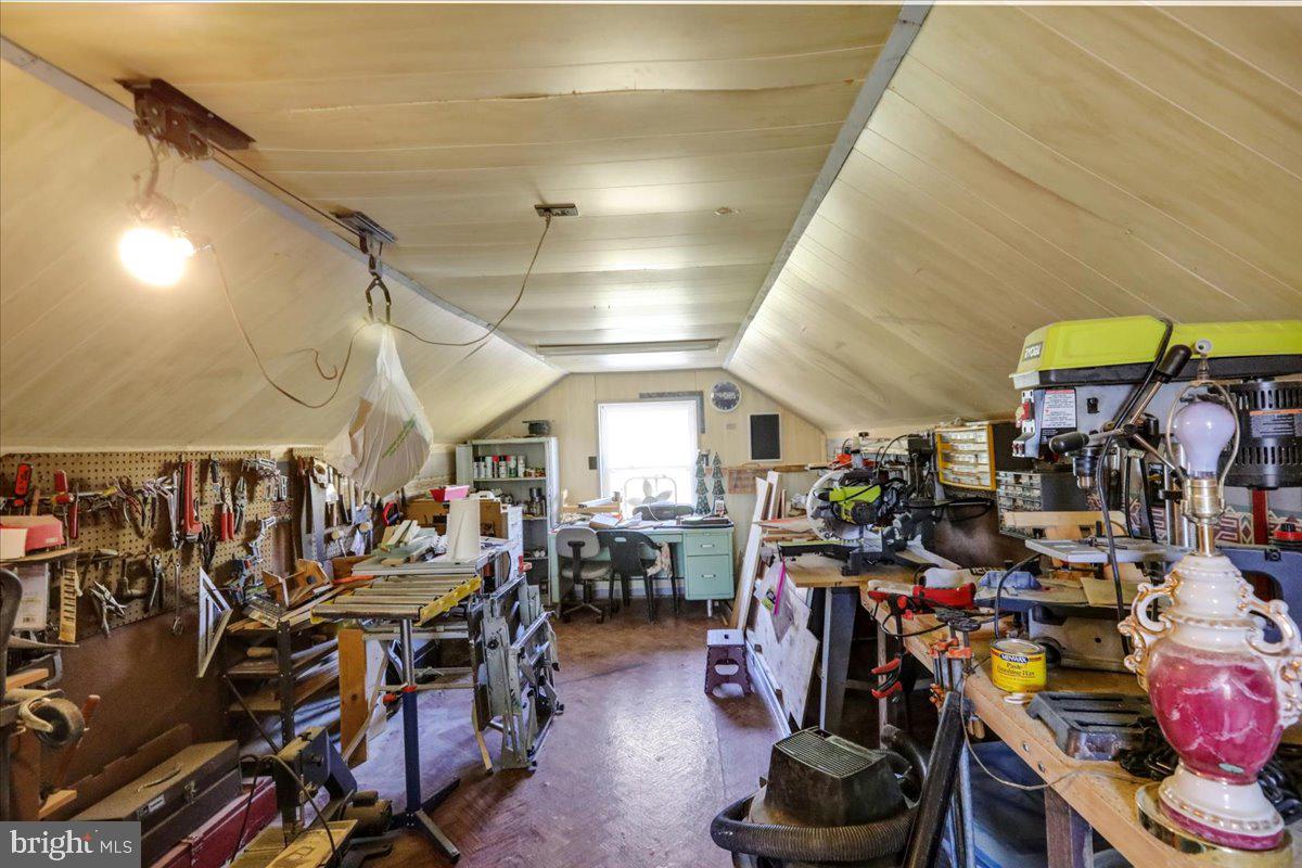 166 Arboretum Road Bernville, PA 19506 - Photo 13 of 54