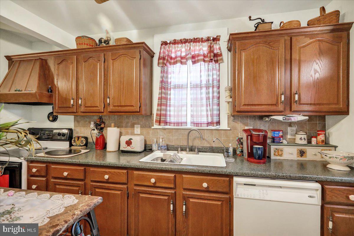 166 Arboretum Road Bernville, PA 19506 - Photo 23 of 54