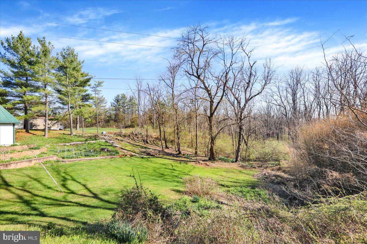 166 Arboretum Road Bernville, PA 19506 - Photo 7 of 54