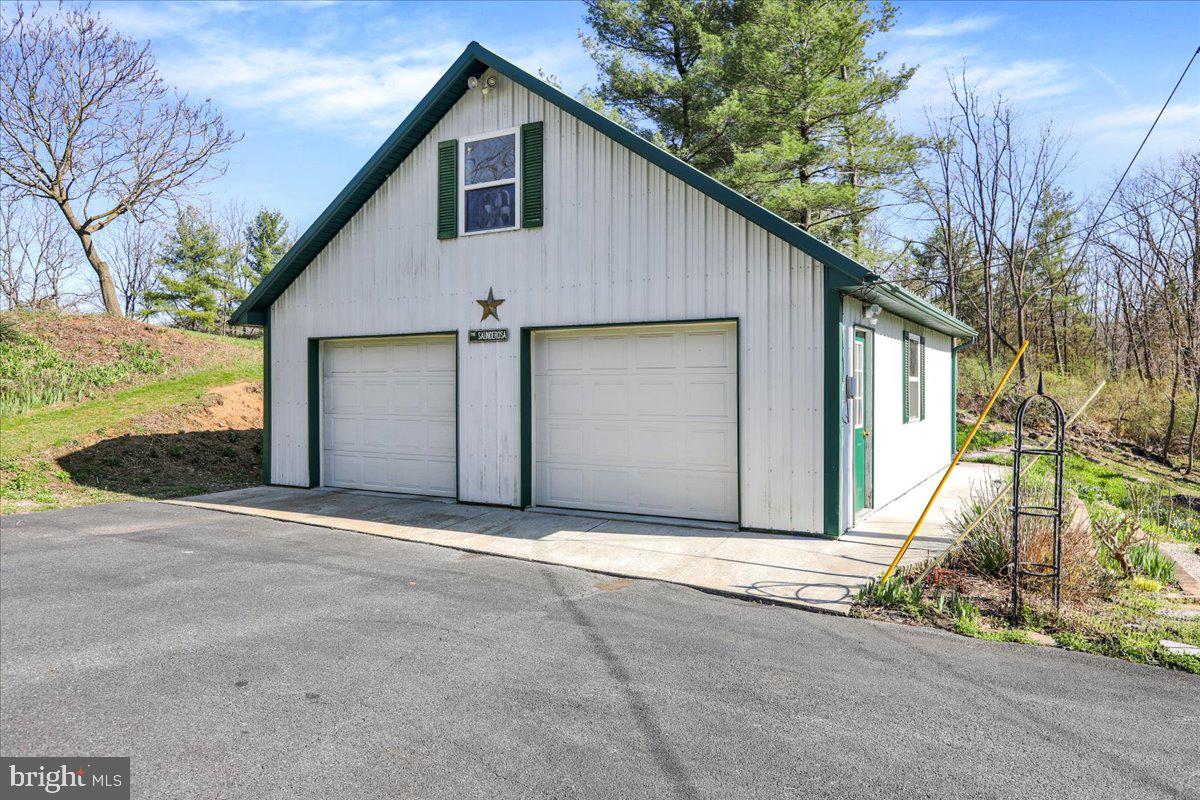 166 Arboretum Road Bernville, PA 19506 - Photo 10 of 54