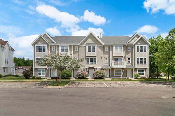 $299,999 | 3809 Design, Madison, WI 53719